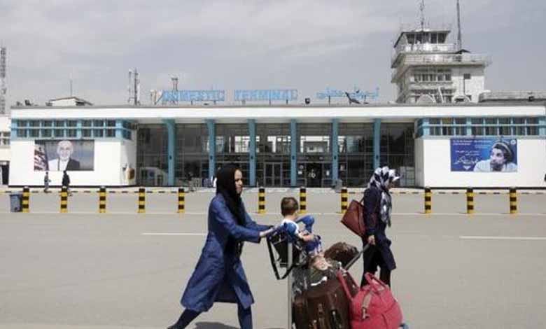 Les Talibans signent un accord de coopération avec les Émirats pour la gestion de quatre aéroports afghans