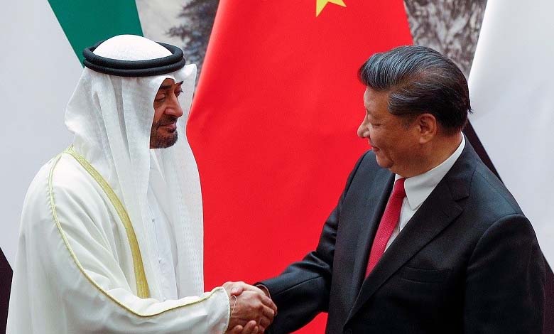 Le président des EAU reçoit l'envoyé spécial du président chinois et examine les relations bilatérales