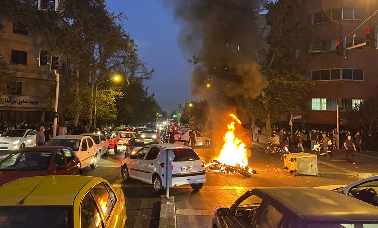 Iran - Les manifestations de nuit à Téhéran et la ville natale de Mahsa Amini