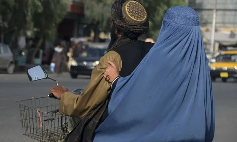 Les Talibans continuent d'imposer des restrictions sévères aux femmes - Détails