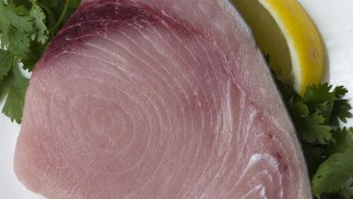 Manger du poisson bleu ou gras réduit la douleur chez les personnes âgées