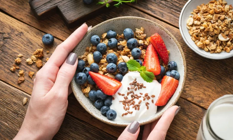 Un petit déjeuner riche en protéines pour prévenir la suralimentation et l'obésité