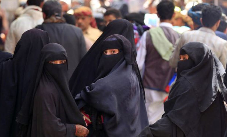 Les Houthis suivent les traces des Talibans, Iran renforce les restrictions imposées sur les femmes