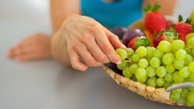 Il protège contre la démence et réduit le cholestérol- Avantages du raisin