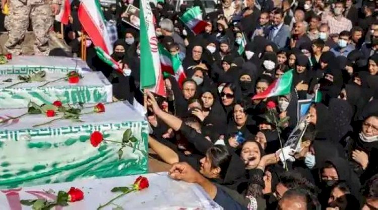 Malgré les manifestations continues contre les mollahs, une militante iranienne révèle la répression du régime des mollahs