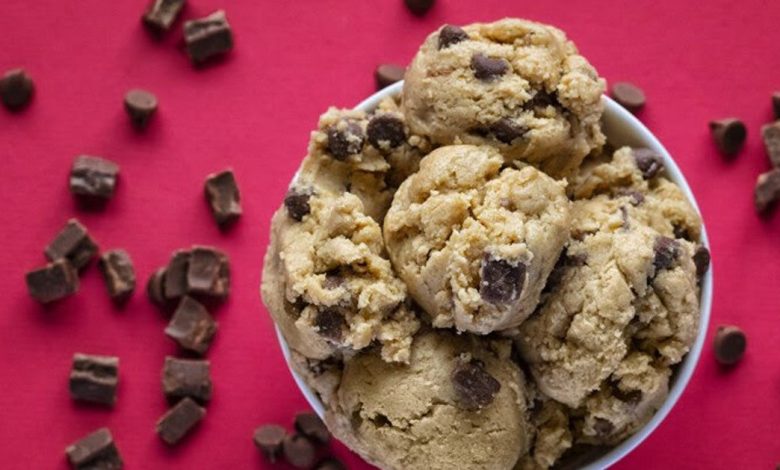 Les dangers de la consommation de pâte à gâteau ou à cookies crue