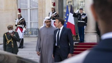 Comment la visite de Ben Zayed en France a-t-elle affecté la relation forte entre les deux pays ?