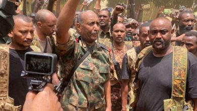 Al-Burhan prépare le terrain pour une escalade en suspendant les négociations sur le cessez-le-feu