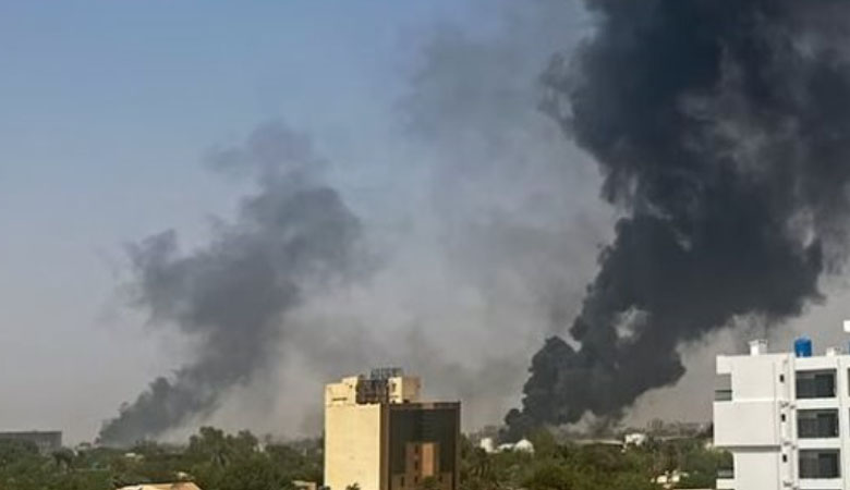 La situation au Soudan se détériore... Les parties en guerre se battent pour le contrôle des entrepôts d'armes et de carburant à Khartoum