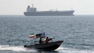 Les Gardiens de la Révolution iraniens continuent d'attaquer des navires marchands dans le détroit d'Hormuz