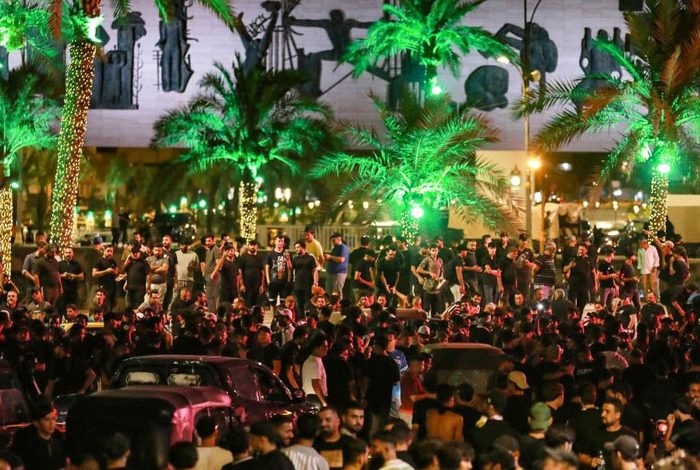 Des centaines de manifestants à Bagdad ont été empêchés de prendre d'assaut l'ambassade du Danemark