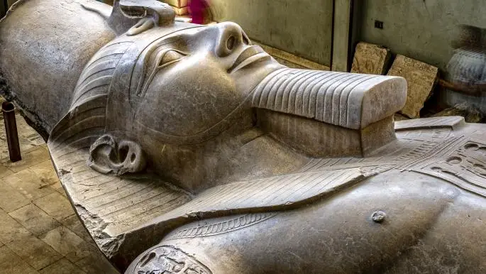 La Suisse restitue une pièce de la statue de Ramsès II à l'Égypte