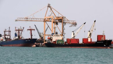 Les Houthis dévalisent 200 millions de dollars du port de Hodeidah... Détails  