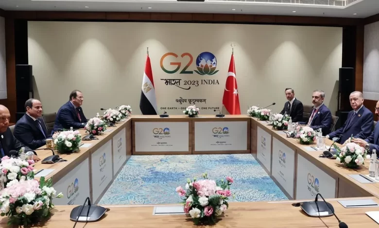 Al-Sissi rencontre Erdogan au sommet du G20... Que discutèrent les présidents lors de leur première rencontre ? 