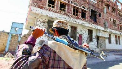 Le Coup des Houthis dans la Cour de l'Histoire... Des Voix yéménites appellent à une "Révolution" de la Paix