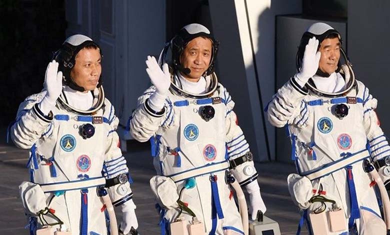 La Chine envoie sa "plus jeune équipe" dans l'espace... Quel âge ont-ils ? 