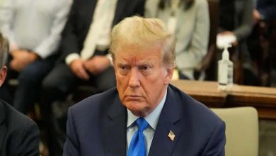 Pendant son procès, Trump montre de l'indifférence et demande sa "nourriture préférée"