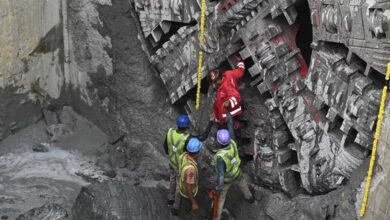 40 travailleurs piégés après l'effondrement d'un tunnel en Inde 