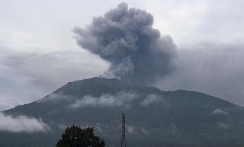 11 morts lors de l'éruption d'un volcan en Indonésie 