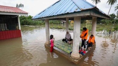Décès d'un nourrisson lors d'inondations graves en Malaisie 