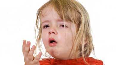 Qu'est-ce que le Croup (Toux laryngée) ? Causes et méthodes de traitement 