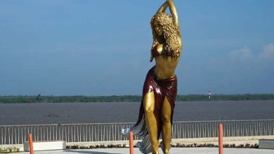 Une statue de Shakira a été dévoilée mardi dans sa ville natale de Barranquilla, en Colombie