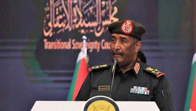 Al-Burhan dissipe les espoirs de paix, s'engageant à poursuivre la guerre