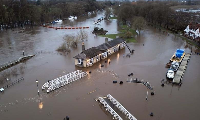 La tempête "Jocelyn" provoque un chaos généralisé au Royaume-Uni et en Irlande (Photos)