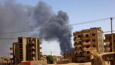 L'armée soudanaise lance une attaque aérienne contre l'hôpital al-Nassim dans la région de Tadam Darman à l'aide de drones