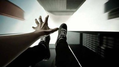 Croyez-le ou non... Sauté du 15e étage et a survécu