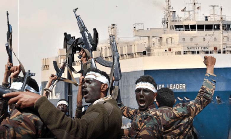 Les Houthis mènent la plus grande attaque contre les navires en mer Rouge et dans le golfe d'Aden