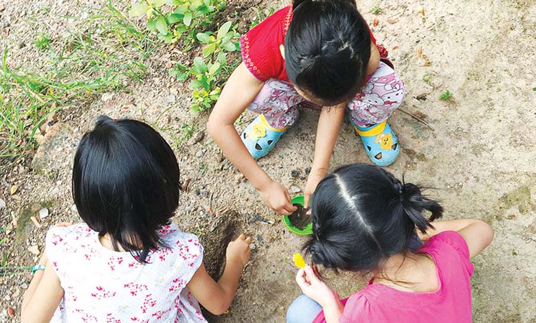 Jouer dans la Terre : Est-ce Bénéfique pour le Système Immunitaire des Enfants ?