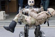 "Les robots tueurs" et les guerres... les humains peuvent-ils échapper au piège de "la tête chauve"?