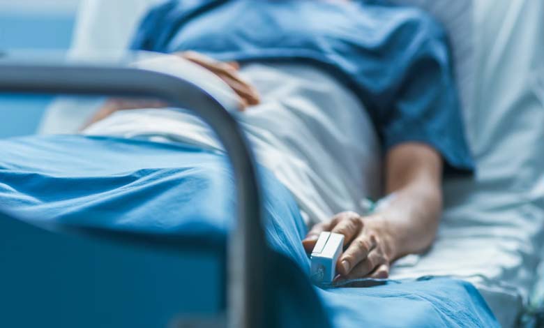 Un homme tue sa femme malade à l'hôpital pour une raison incroyable