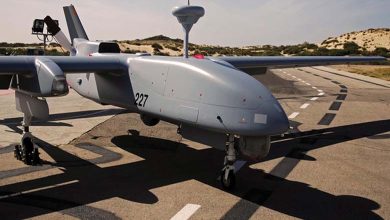 Délégation Iranienne pour former l'armée à l'utilisation des drones et des dispositifs de brouillage