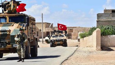La Turquie renforce sa présence militaire aux points de contact avec les forces du Régime Syrien