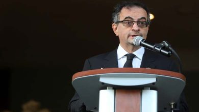 Renvoi de l'ambassadeur britannique au Mexique après avoir brandi une arme à feu contre un collègue