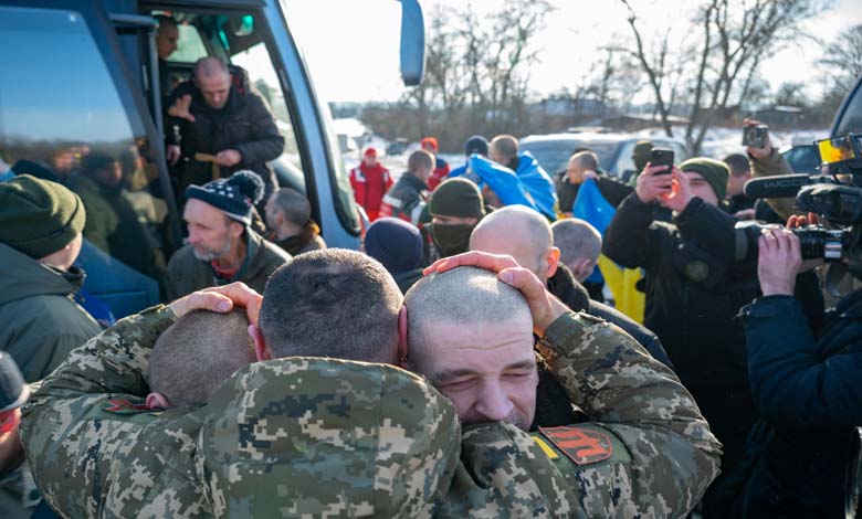 Avec une nouvelle médiation des EAU, la Russie et l'Ukraine se préparent à échanger 90 prisonniers