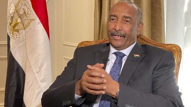 Al-Burhan envoie une délégation de "sauvetage" en Égypte dans une nouvelle manœuvre politique