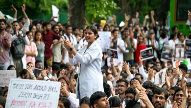 Inde : Les médecins refusent de mettre fin aux protestations après le viol et le meurtre de leur collègue