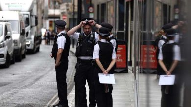 Le Tribunal Britannique accuse un adolescent de 17 ans du meurtre de trois filles