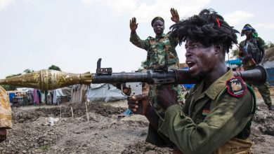 Exacerbation du conflit au Soudan : Le rôle des transferts d'armes étrangers et leur danger pour les civils