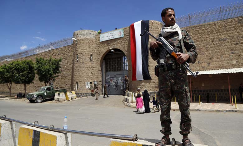 Les Houthis ont créé plus de 400 prisons depuis leur invasion de Sanaa