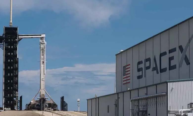 Nouvelle surprise de "SpaceX" : 5 véhicules en route pour Mars