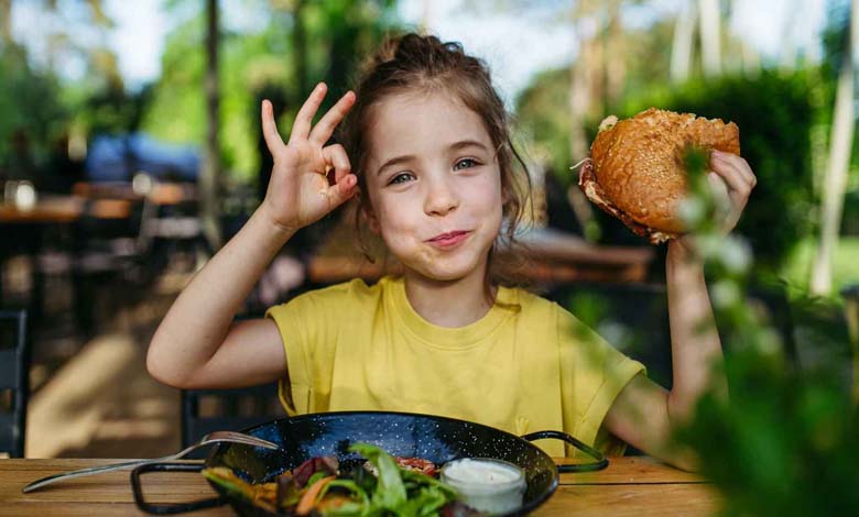 "Il est interdit de les manquer" : Les médecins révèlent les nutriments essentiels pour les enfants