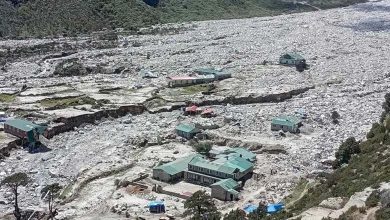 En raison du changement climatique, des "lacs glaciaires" menacent les villages du Népal