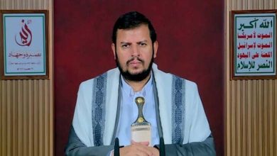 Les mensonges des Houthis continuent... Le chef des rebelles menace d'escalade en mer Rouge