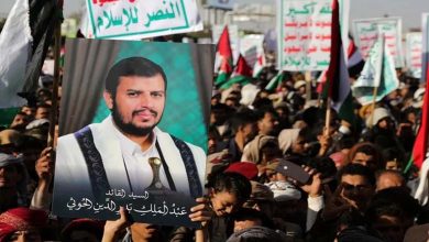 Les Frères musulmans arborent des images d’Abdul-Malik al-Houthi dans leurs établissements... Une collusion qui dépasse les frontières du Yémen