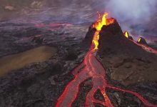 Un spectacle majestueux de l’éruption d’un volcan en Islande