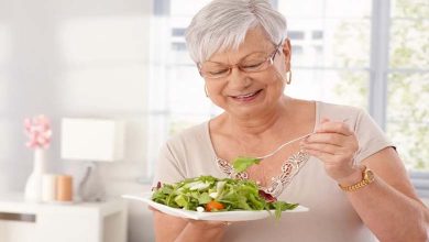 Comment maintenir une alimentation équilibrée pour les personnes âgées ?